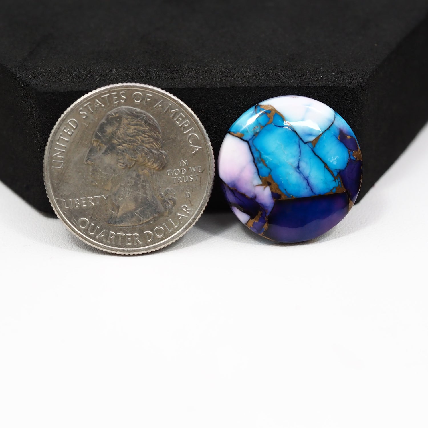 Purple Ice Rose Dahlia Cabochon 20x20mm 14.5ct Round – Pedra Gems