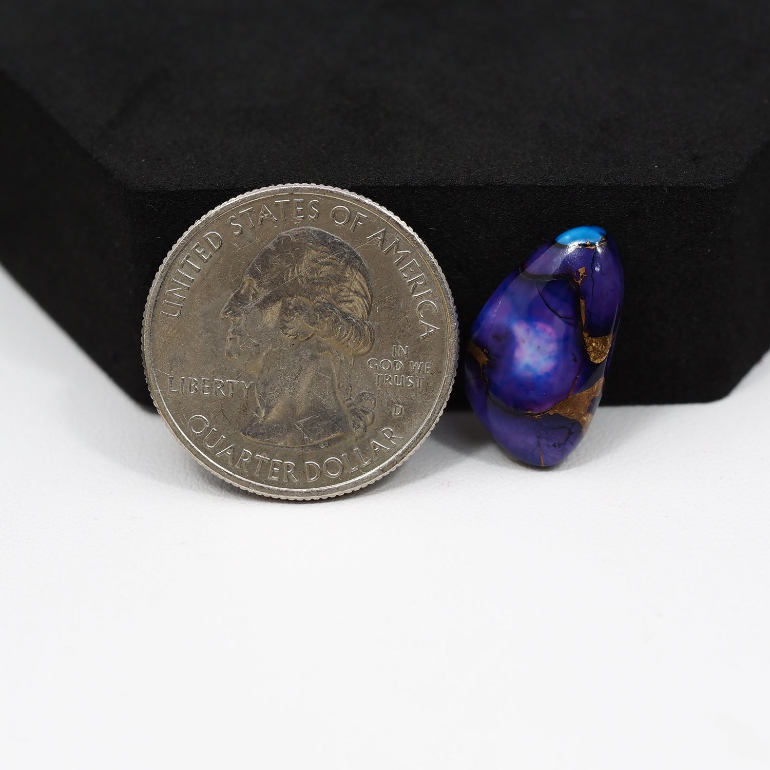 Purple Ice Rose Dahlia Cabochon 18x11mm 7.5ct Freeform – Pedra Gems