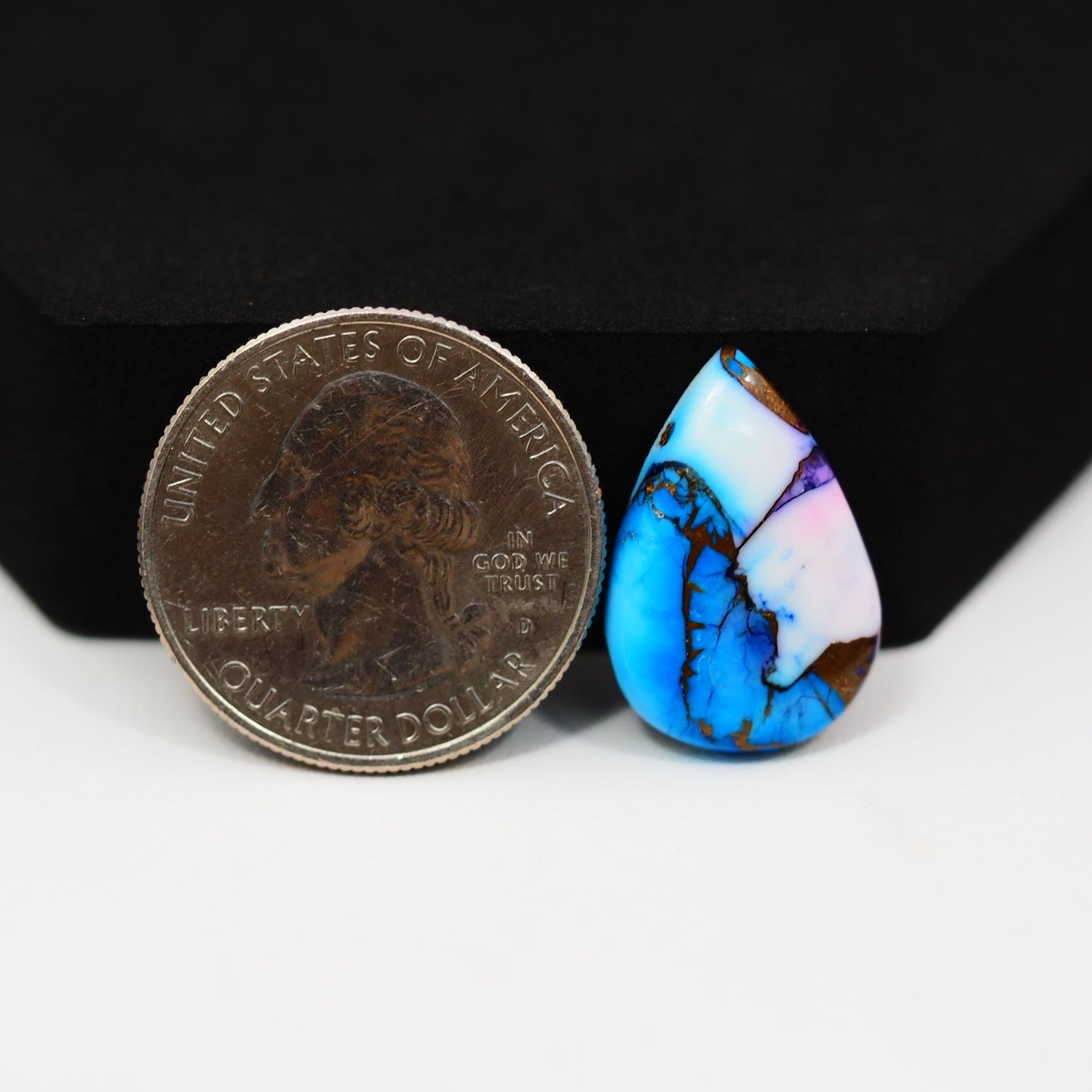 Purple Ice Rose Dahlia Cabochon 21x15mm 11ct Pear – Pedra Gems