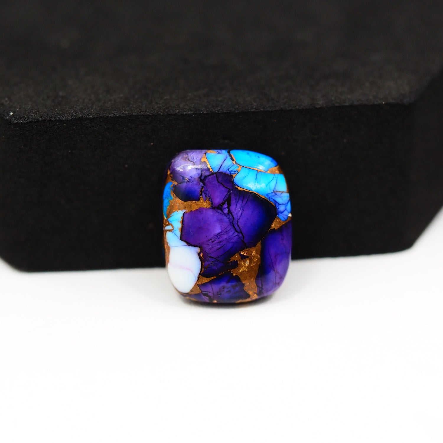 Purple Ice Rose Dahlia Cabochon 17x15mm 11.5ct Cushion – Pedra Gems