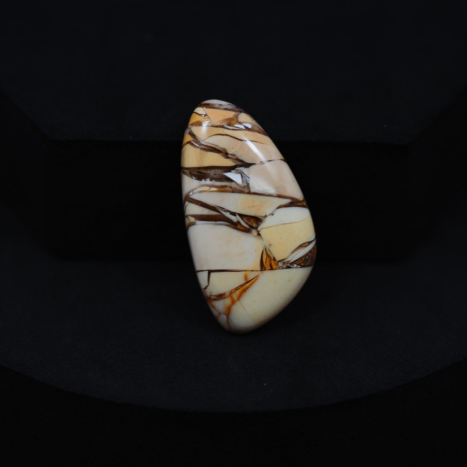 Brecciated Mookaite Cabochon 30x16mm 17ct Freeform
