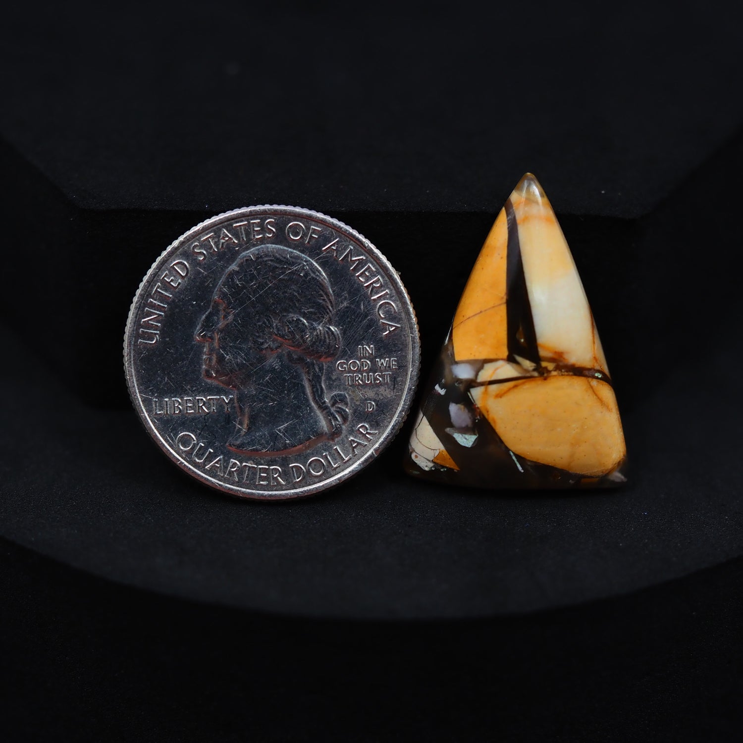 Brecciated Mookaite Cabochon 26x19mm 15ct Trillion