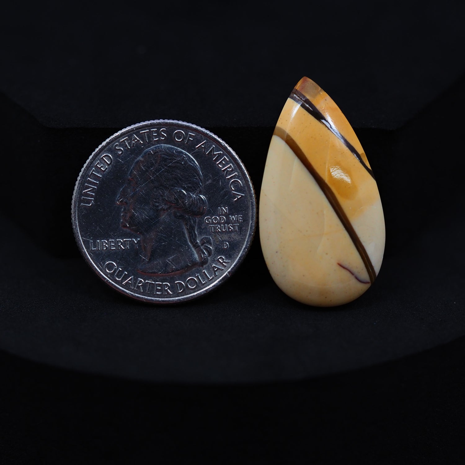 Brecciated Mookaite Cabochon 30x16mm 15ct Pear