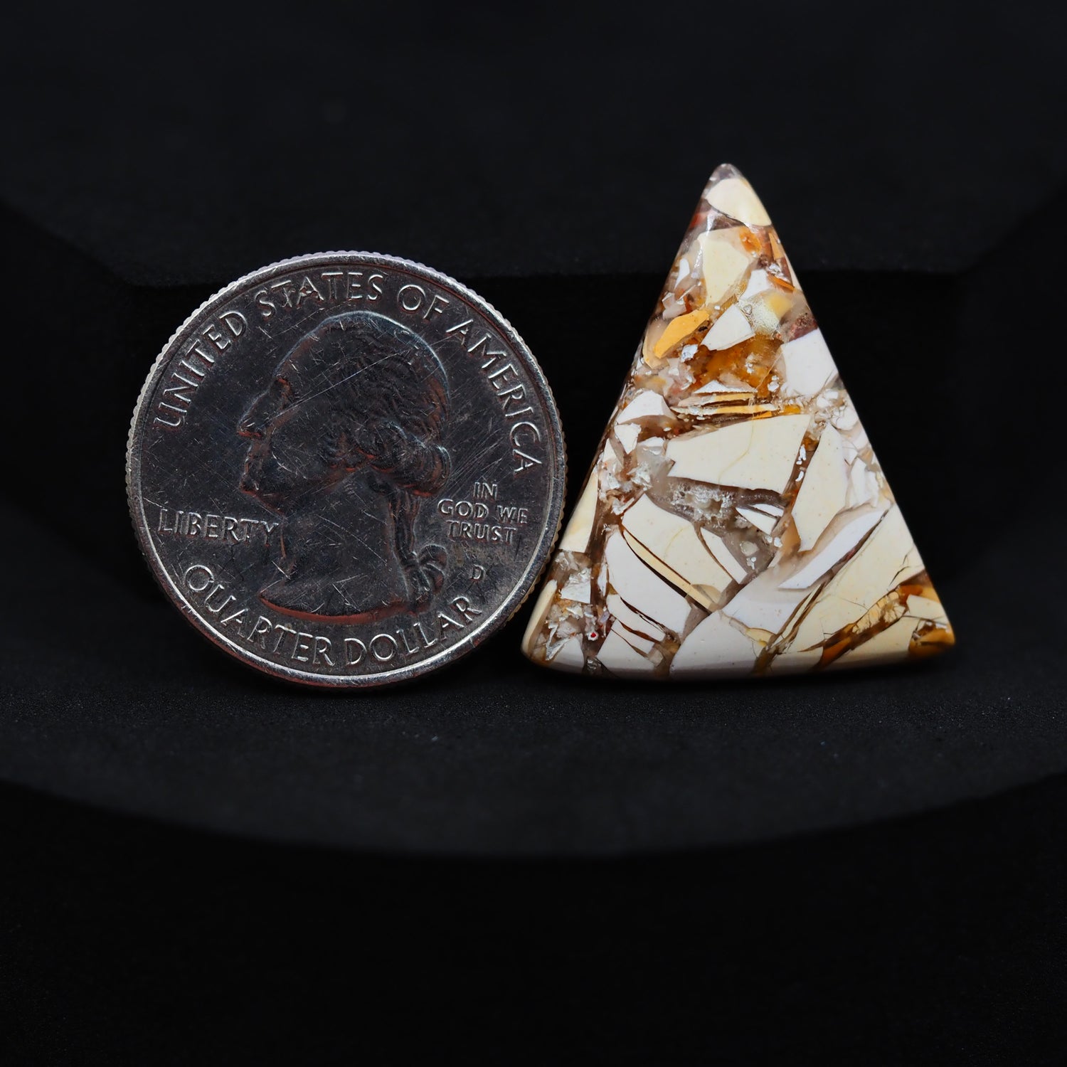 Brecciated Mookaite Cabochon 28x24mm 14ct Trillion