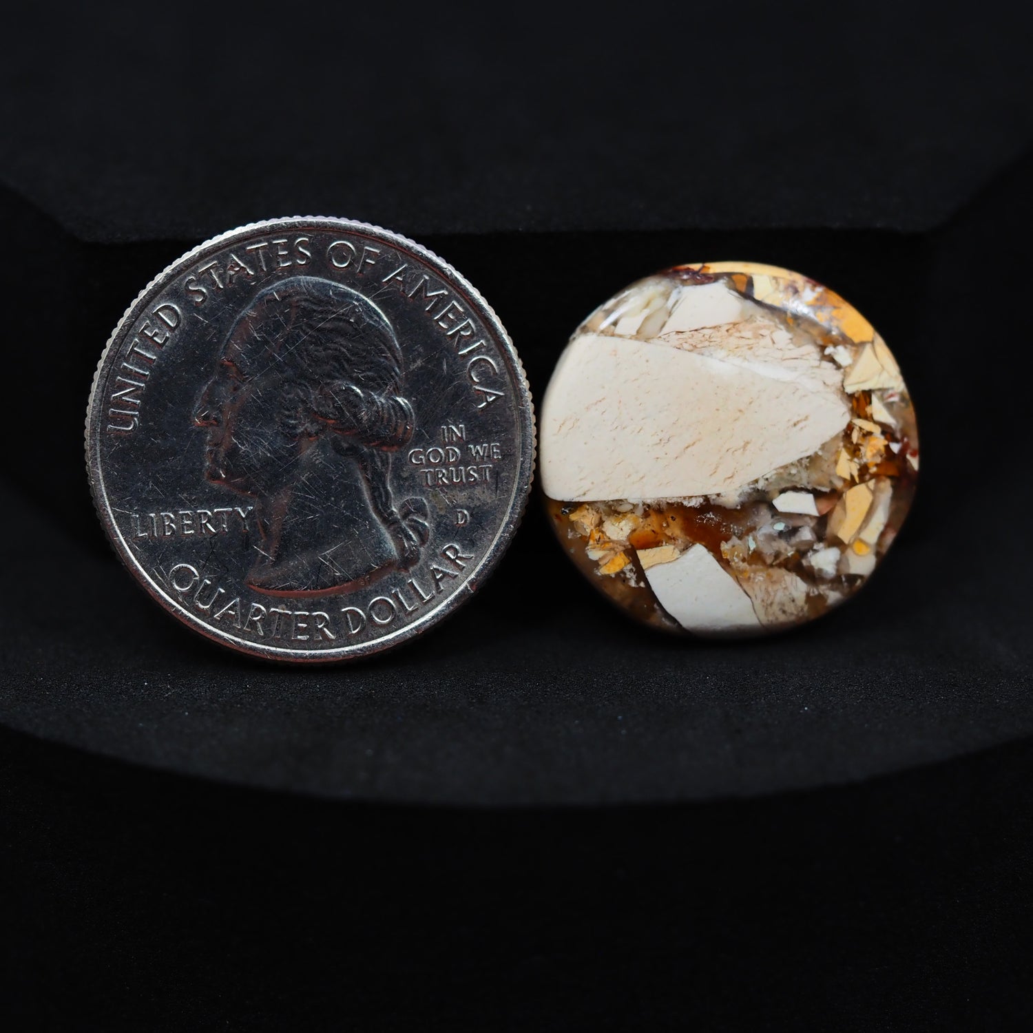 Brecciated Mookaite Cabochon 21x21mm 11.5ct Round
