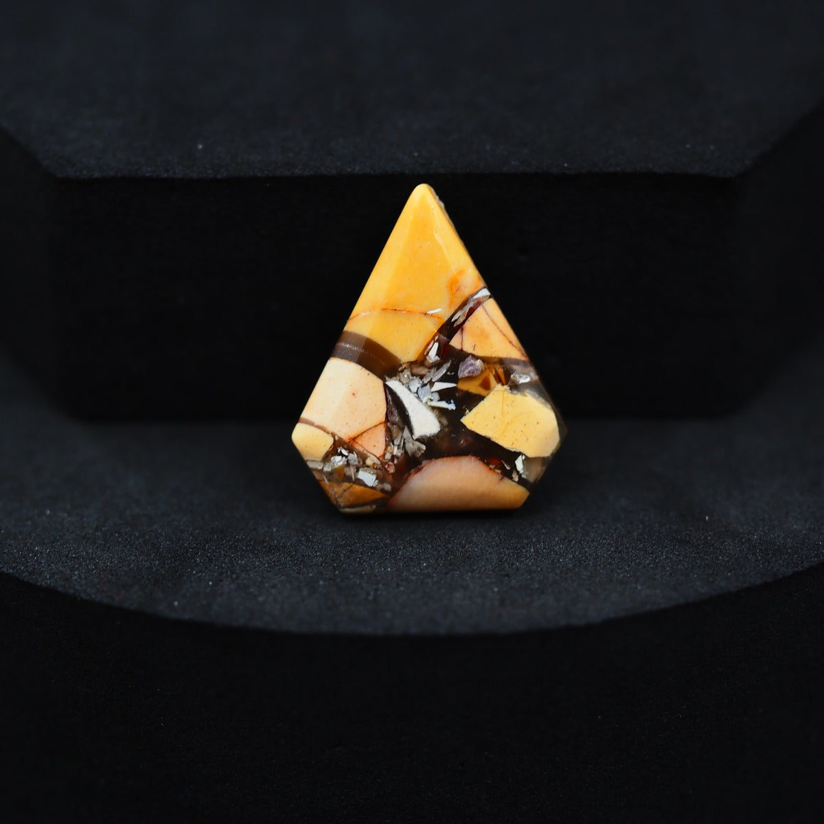 Brecciated Mookaite kite cabochon 9ct flat back ready to set Pedra Gems
