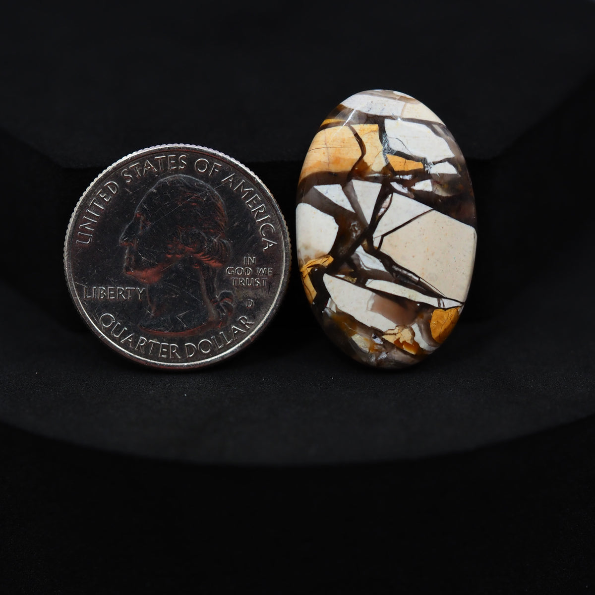 Natural Brecciated Mookaite jasper cabochon 30x19mm oval front view golden brown cream brecciation Pedra Gems