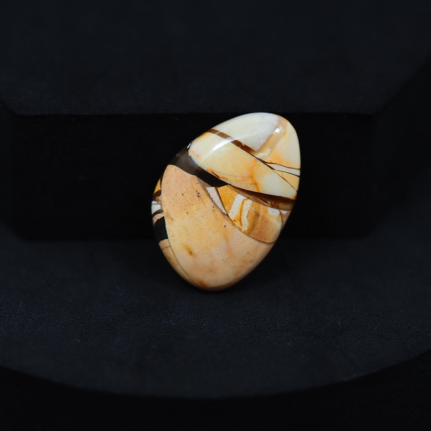 Brecciated Mookaite freeform cabochon 13ct flat back ready to set Pedra Gems