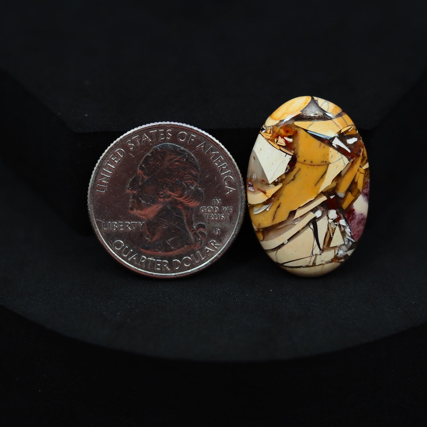 Natural Brecciated Mookaite jasper cabochon 28x19mm oval front view golden brown cream brecciation Pedra Gems