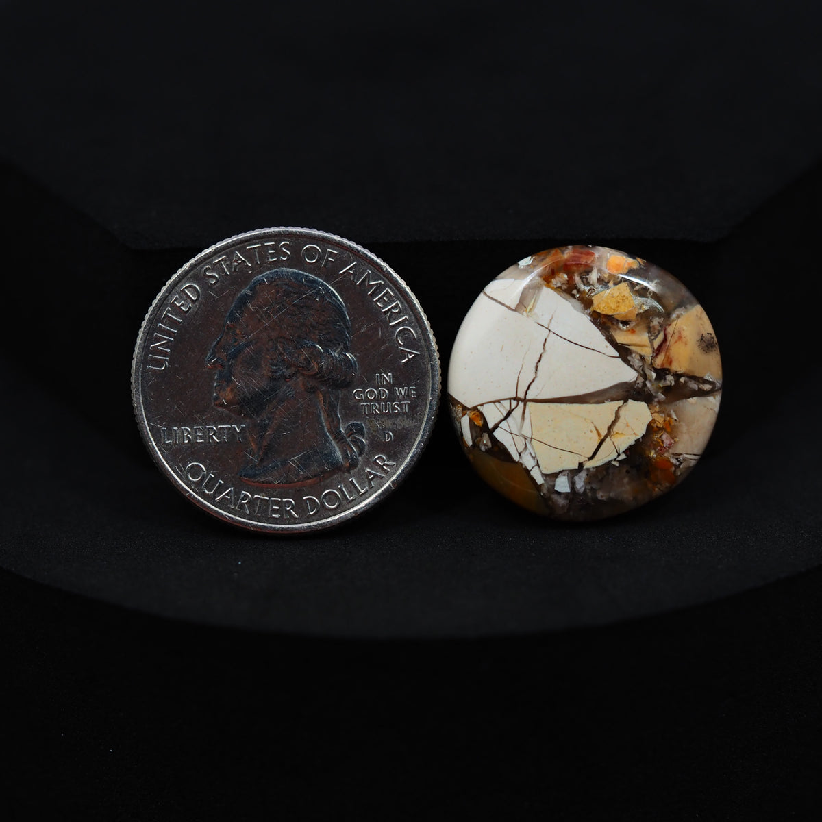 Natural Brecciated Mookaite jasper cabochon 21x21mm round front view golden brown cream brecciation Pedra Gems