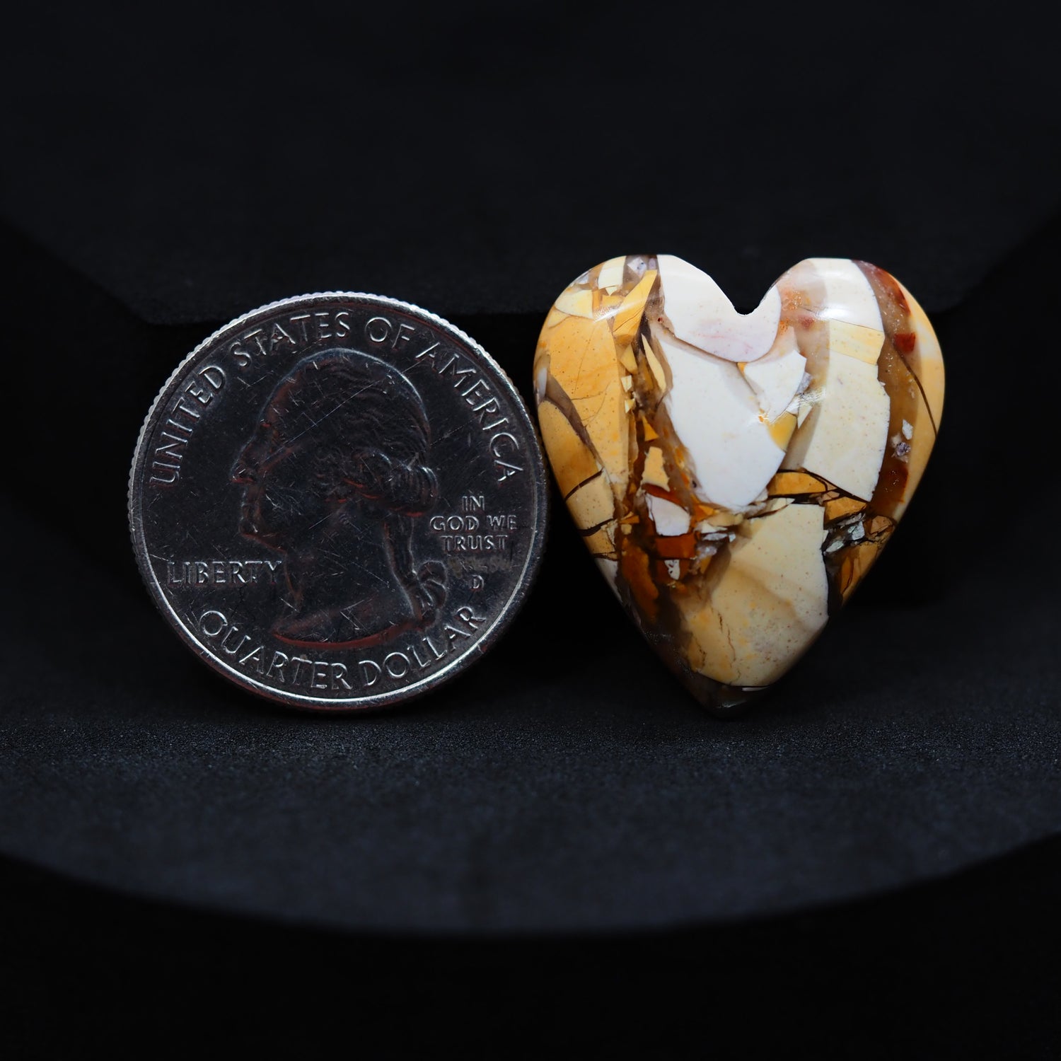 Natural Brecciated Mookaite jasper cabochon 26x24mm heart front view golden brown cream brecciation Pedra Gems