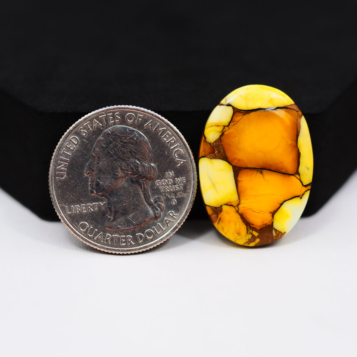 Natural Honey Dahlia Turquoise Oval Cabochon 26x19mm 17.5ct - Honey Gold - Pedra Gems