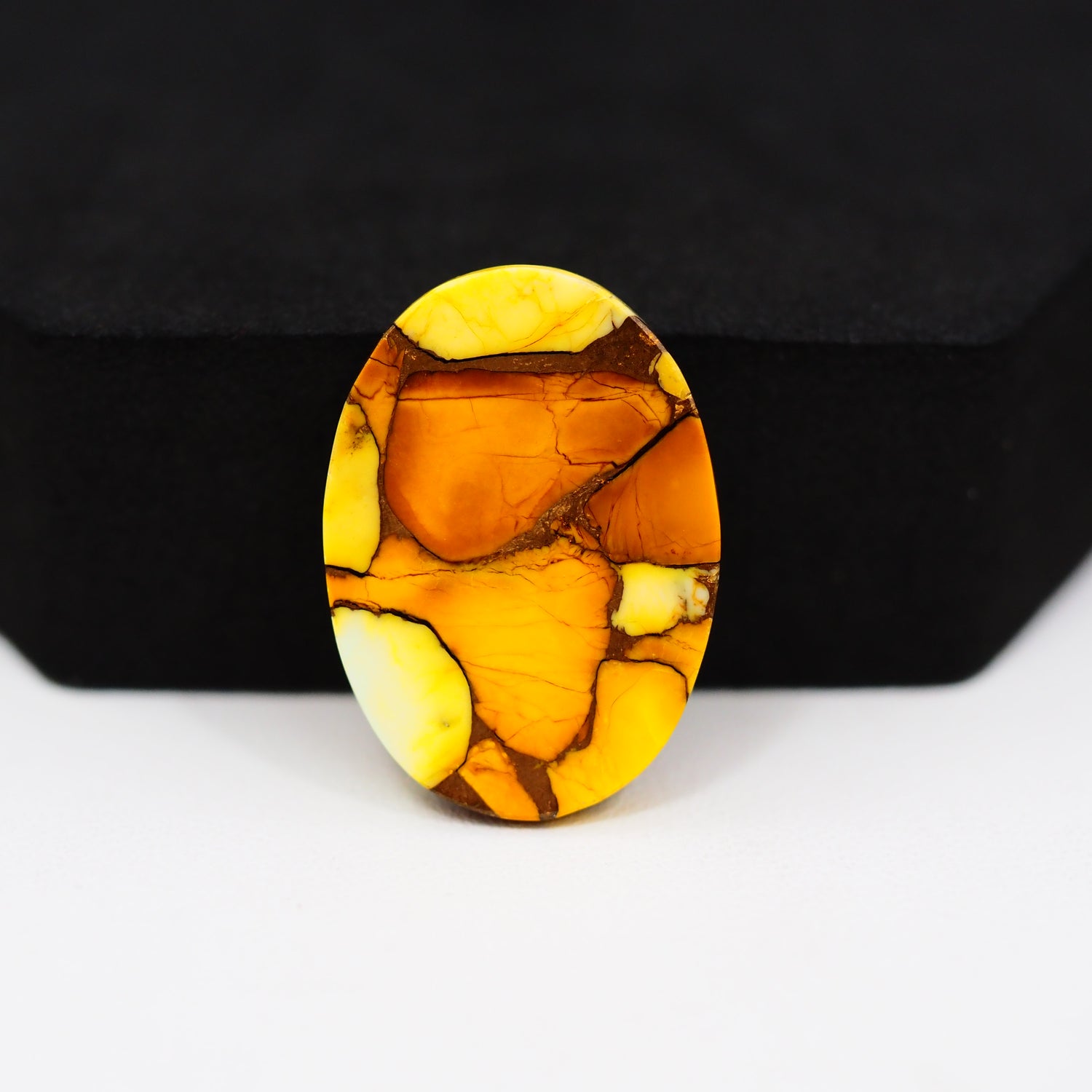 Honey Dahlia Cabochon 26x19mm 17.5ct Oval