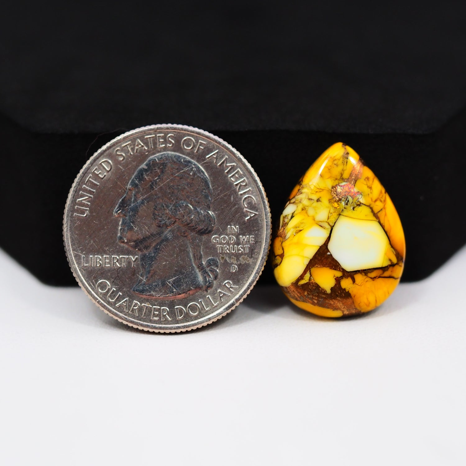 Natural Honey Dahlia Turquoise Pear Cabochon 20x16mm 11ct - Honey Gold - Pedra Gems