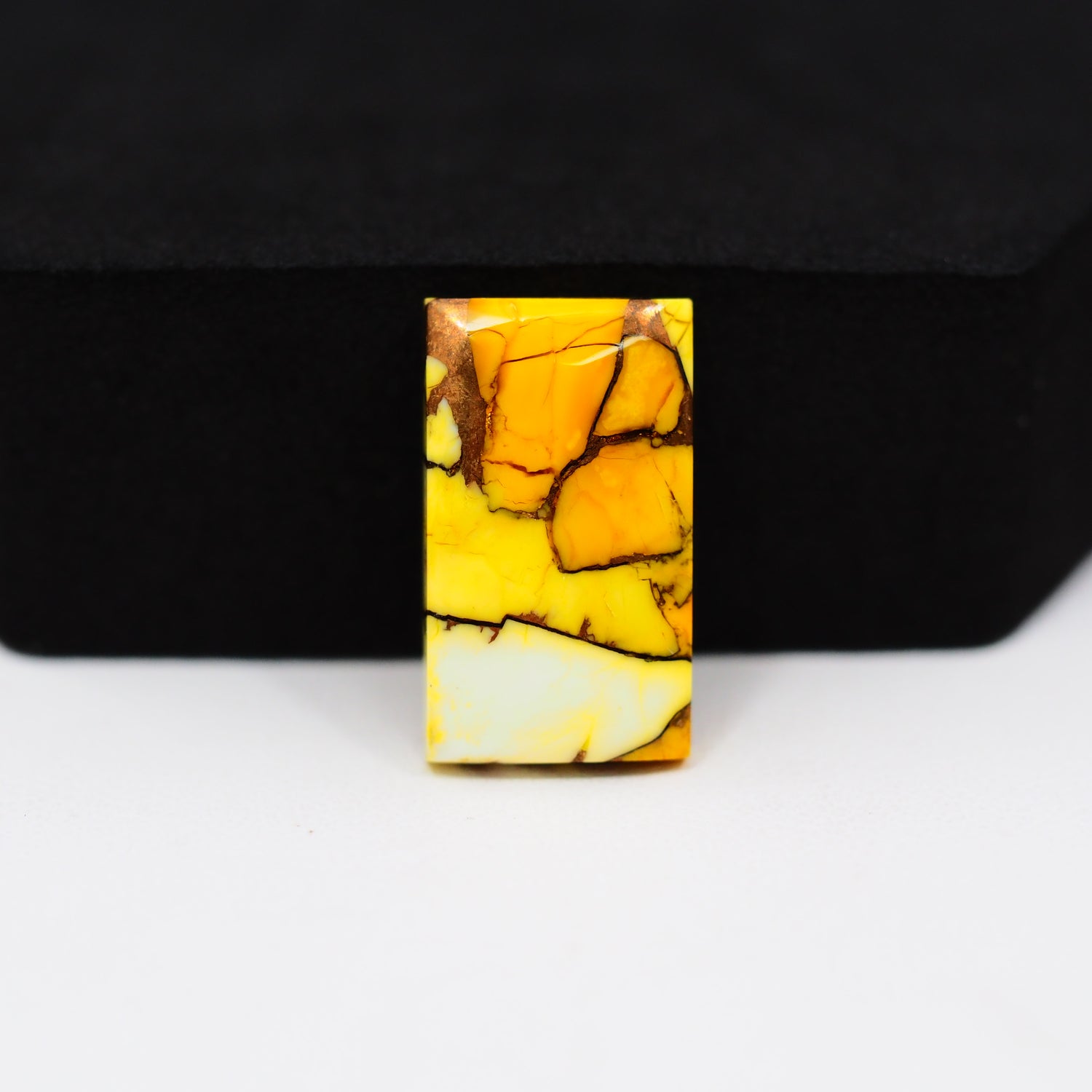 Honey Dahlia Cabochon 20x12mm 13ct Rectangle