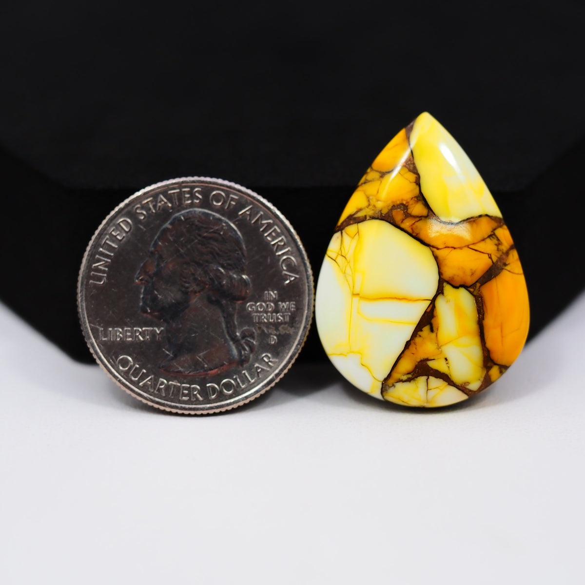 Natural Honey Dahlia Turquoise Pear Cabochon 30x22mm 26ct - Honey Gold - Pedra Gems
