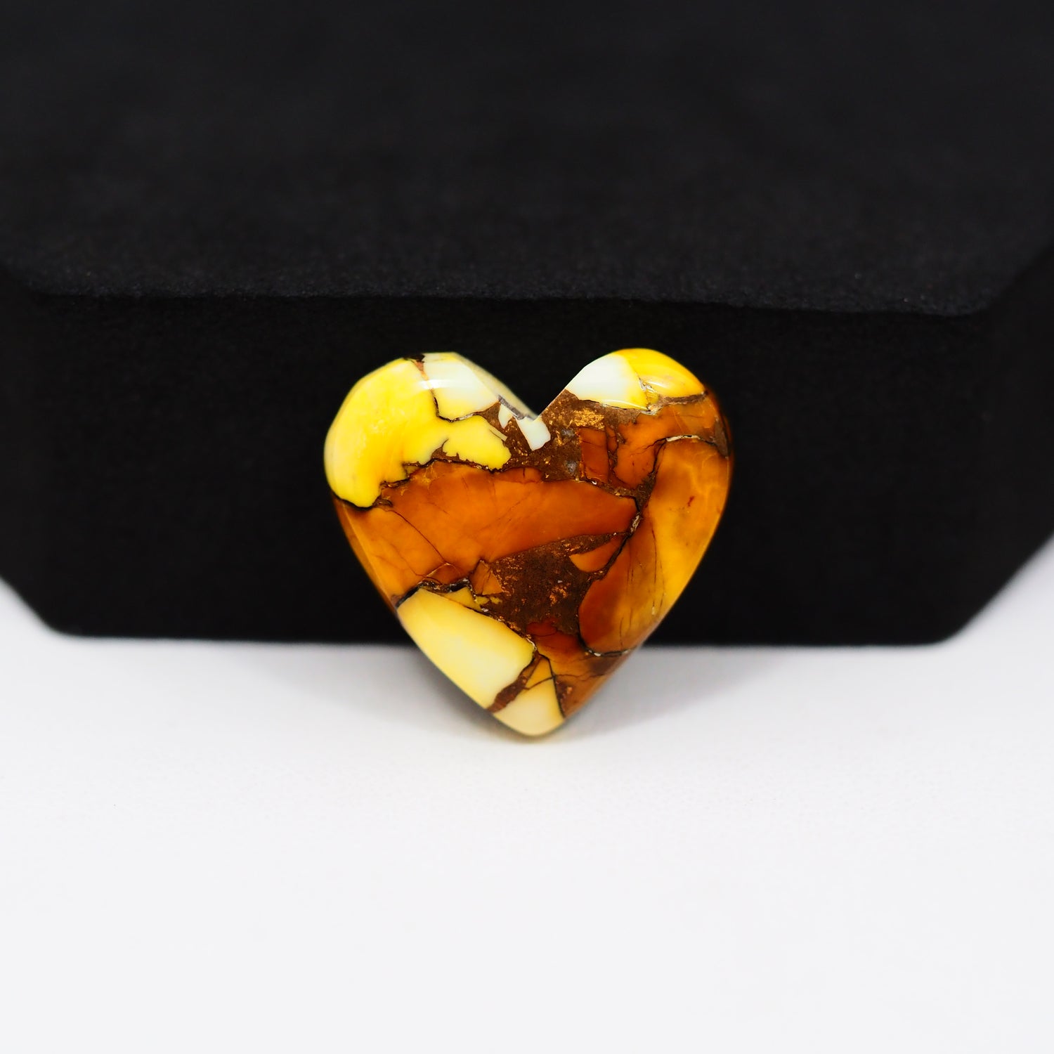 Honey Dahlia Cabochon 19x20mm 13.5ct Heart