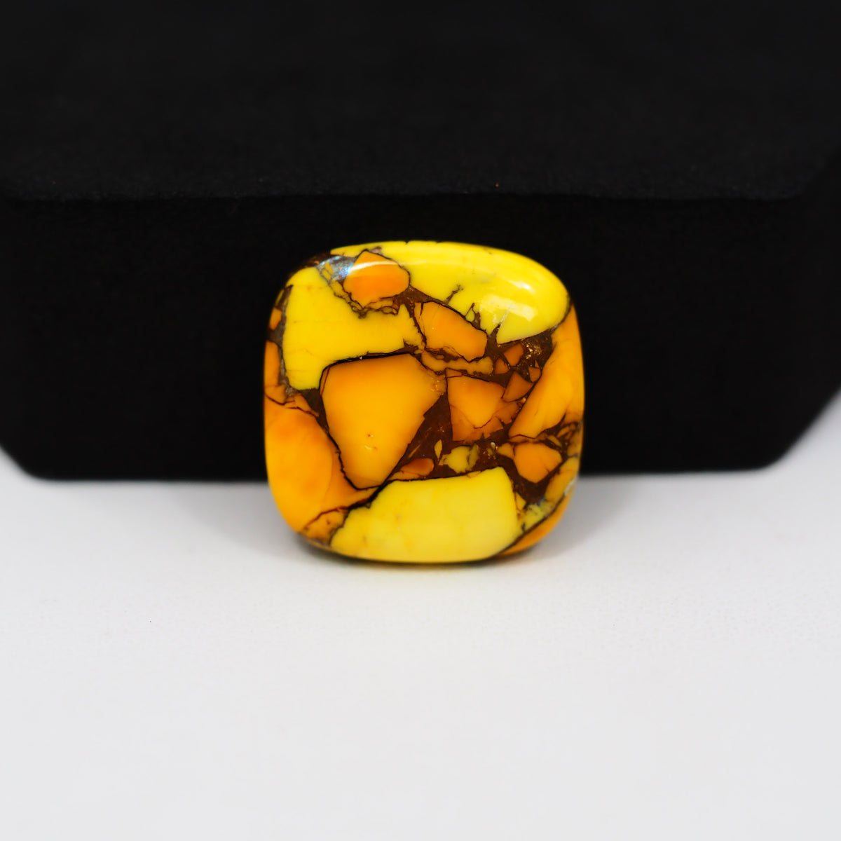Honey Dahlia Cabochon 19x19mm 15.5ct Square