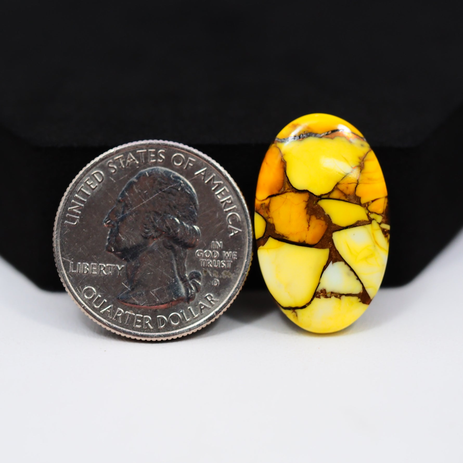 Natural Honey Dahlia Oval Cabochon 26x16mm 16.5ct - Honey Gold - Pedra Gems