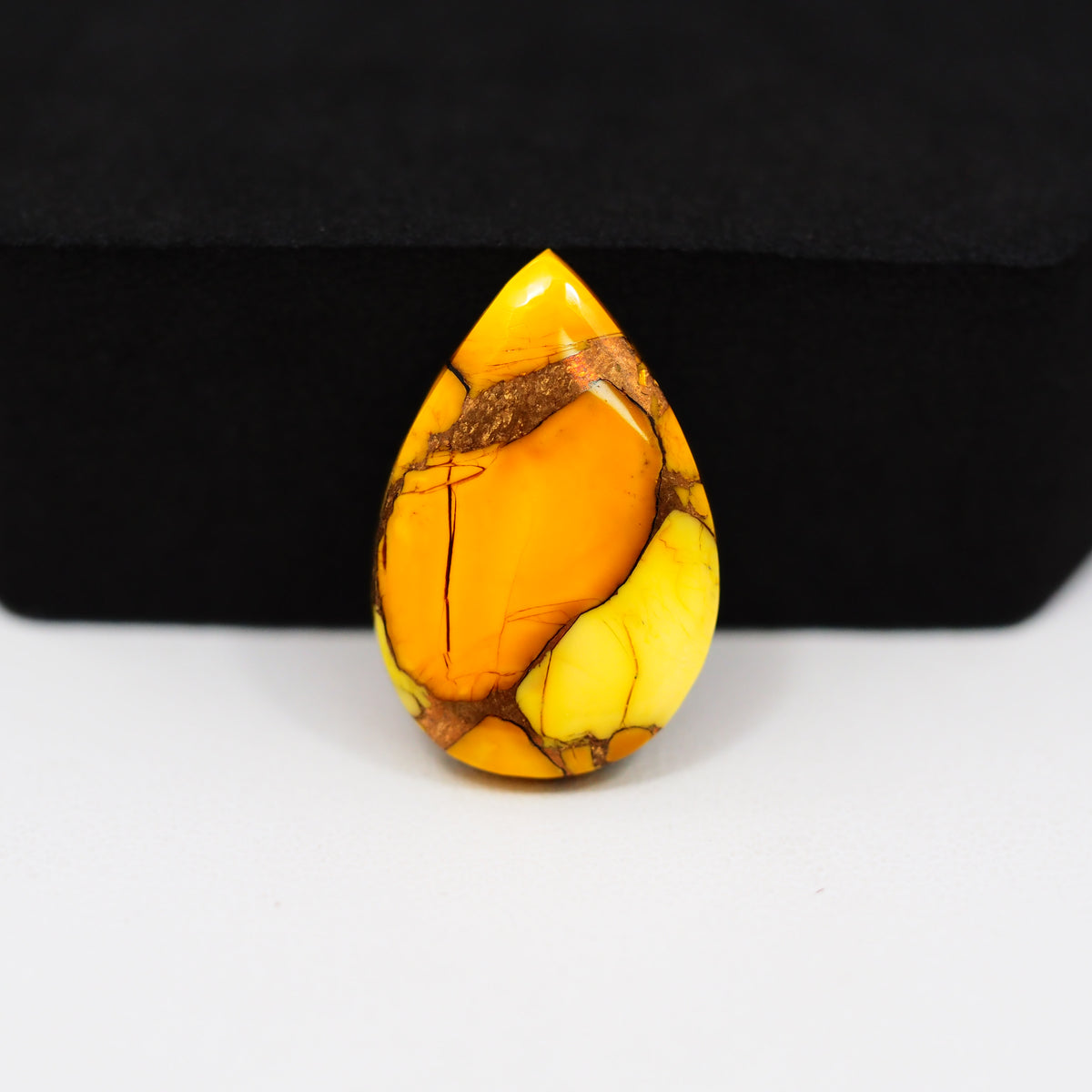 Honey Dahlia Cabochon 23x15mm 12.5ct Pear