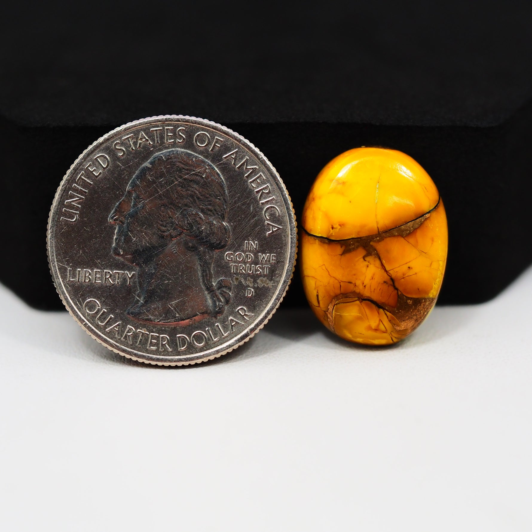 Natural Honey Dahlia Oval Cabochon 19x14mm 11ct - Honey Gold - Pedra Gems