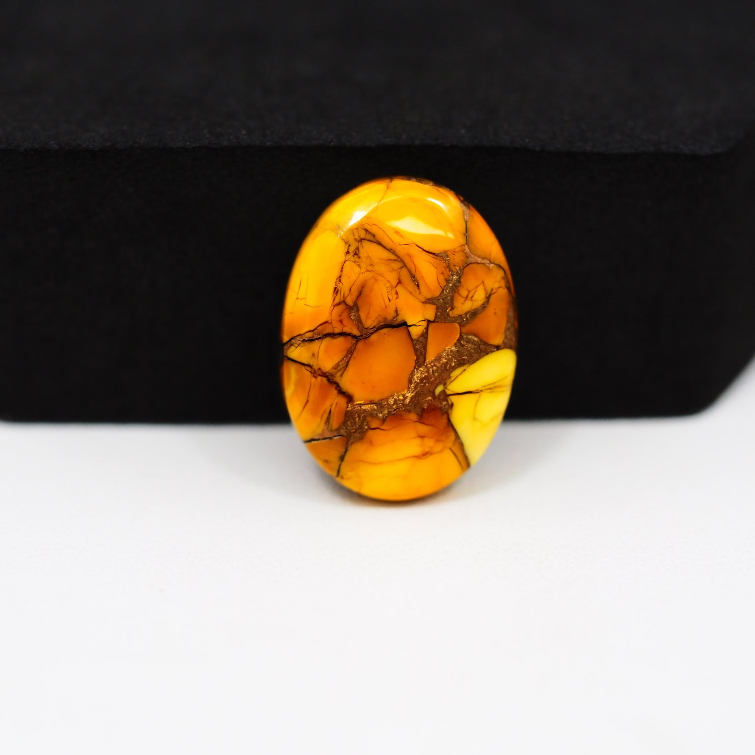 Honey Dahlia Cabochon 20x14mm 11.5ct Oval
