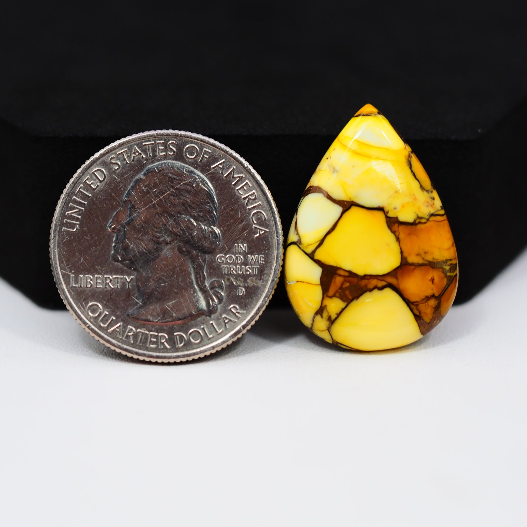 Natural Honey Dahlia Pear Cabochon 25x18mm 15ct - Honey Gold - Pedra Gems