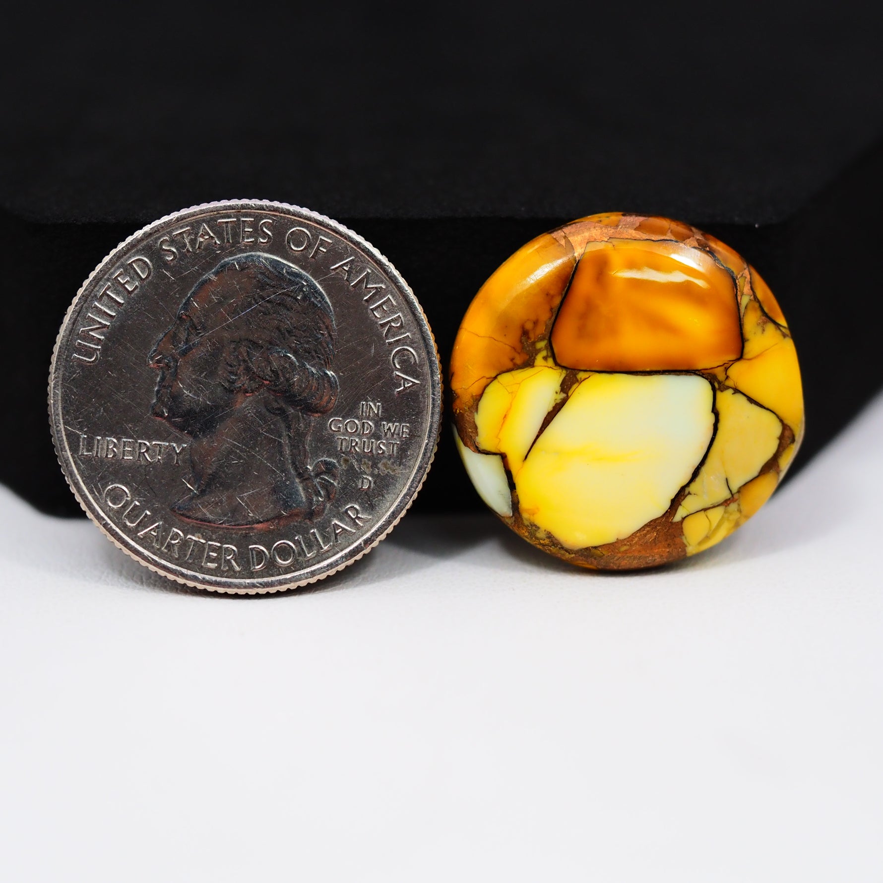 Natural Honey Dahlia Round Cabochon 22x22mm 17ct - Honey Gold - Pedra Gems