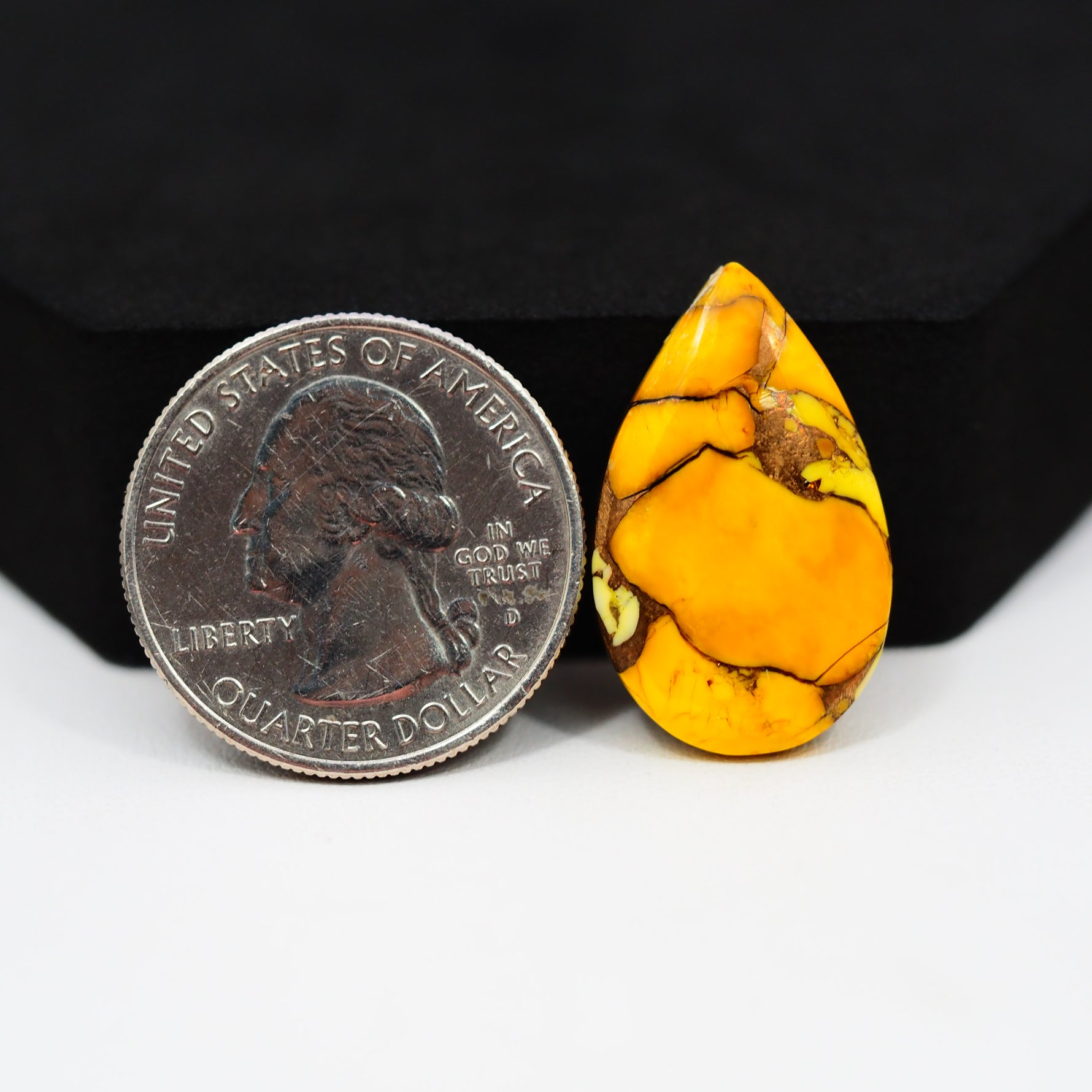 Natural Honey Dahlia Pear Cabochon 25x15mm 13.5ct - Honey Gold - Pedra Gems