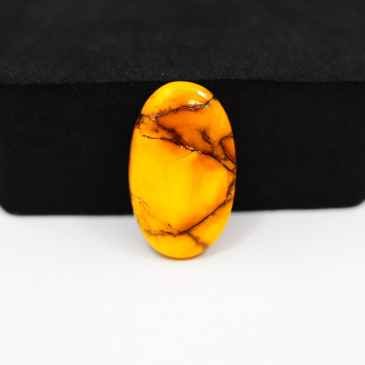 Honey Dahlia Cabochon 22x13mm 8ct Oval