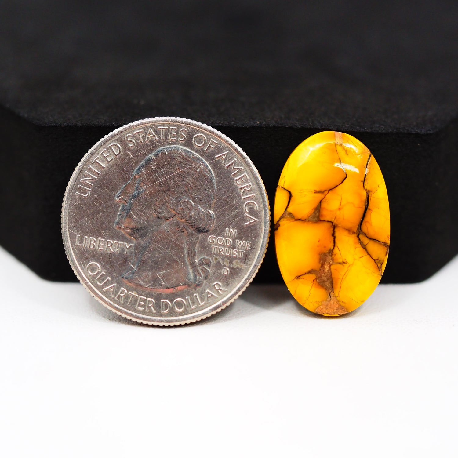Natural Honey Dahlia Oval Cabochon 21x13mm 10.5ct - Honey Gold - Pedra Gems
