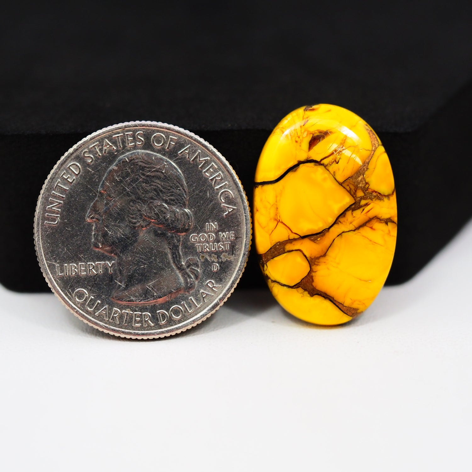 Natural Honey Dahlia Oval Cabochon 24x16mm 13.5ct - Honey Gold - Pedra Gems