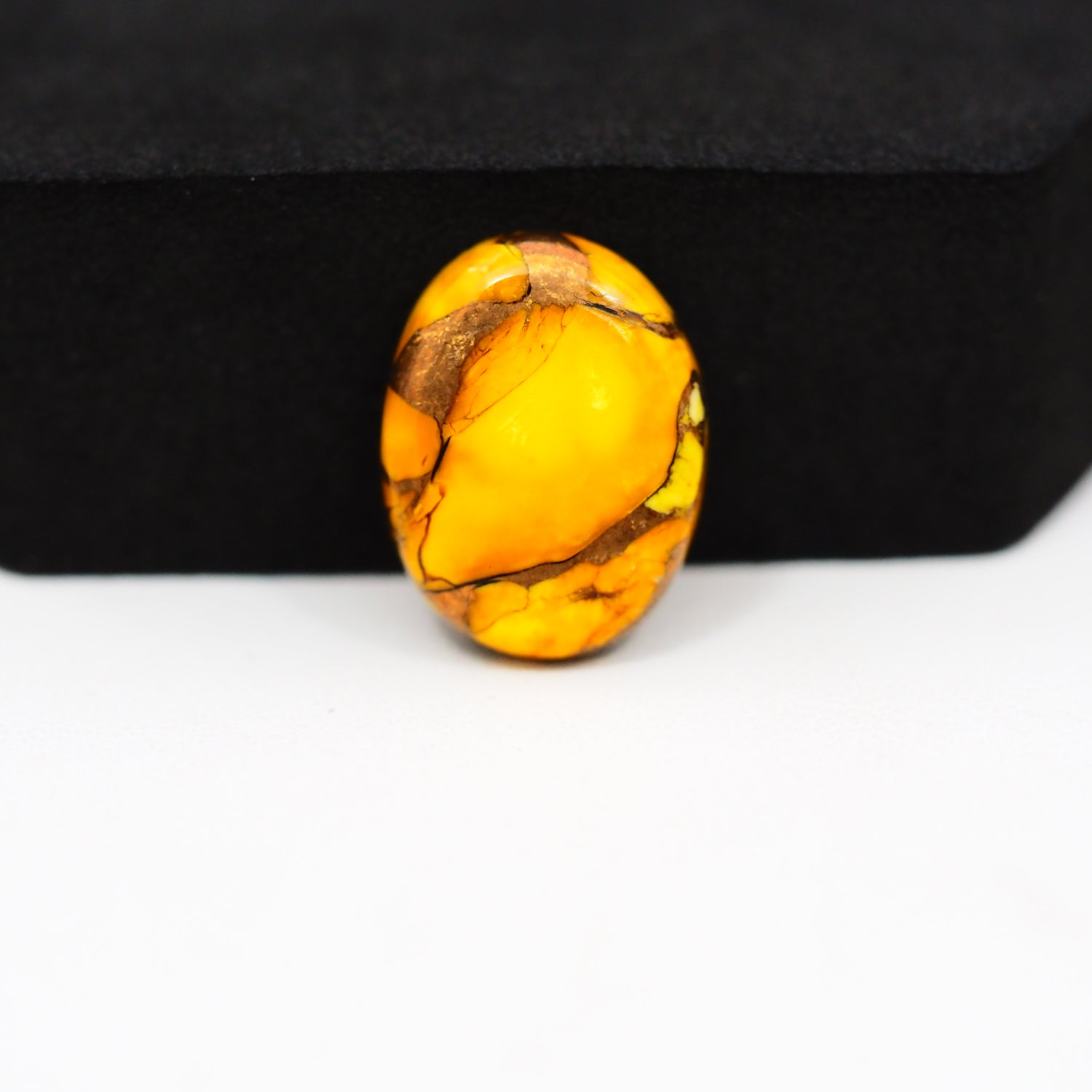 Honey Dahlia Cabochon 18x14mm 9.5ct Oval