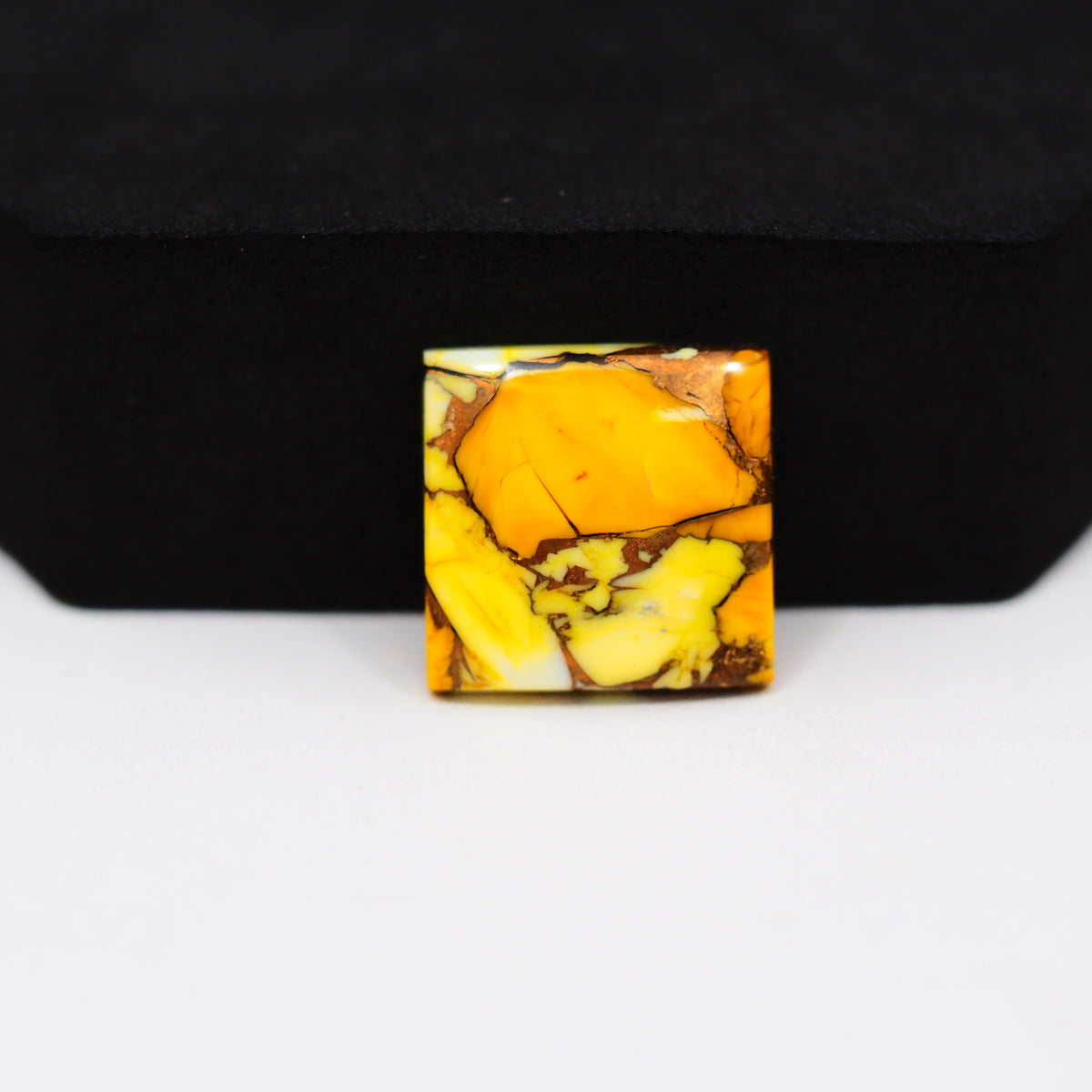 Honey Dahlia Cabochon 16x16mm 12.5ct Square