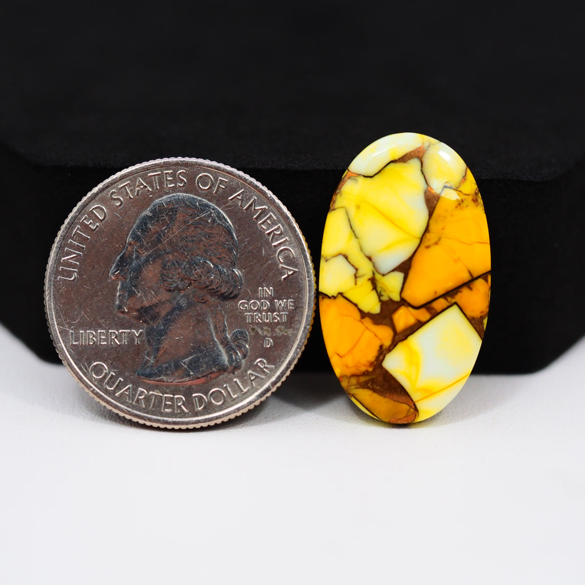 Natural Honey Dahlia Oval Cabochon 26x15mm 15.5ct - Honey Gold - Pedra Gems
