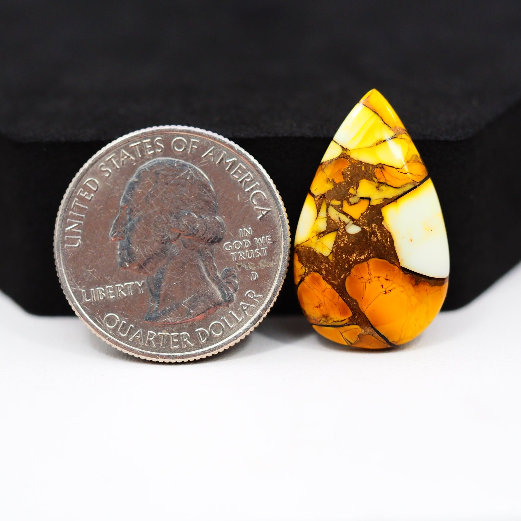 Natural Honey Dahlia Pear Cabochon 26x16mm 13.5ct - Honey Gold - Pedra Gems