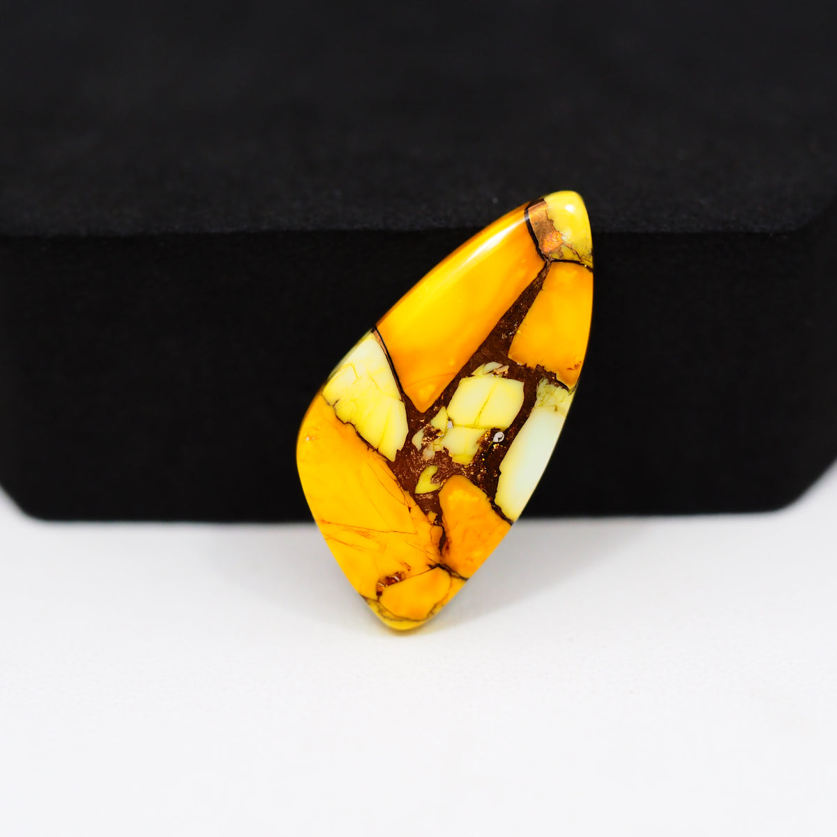 Honey Dahlia Cabochon 27x13mm 11.5ct Freeform