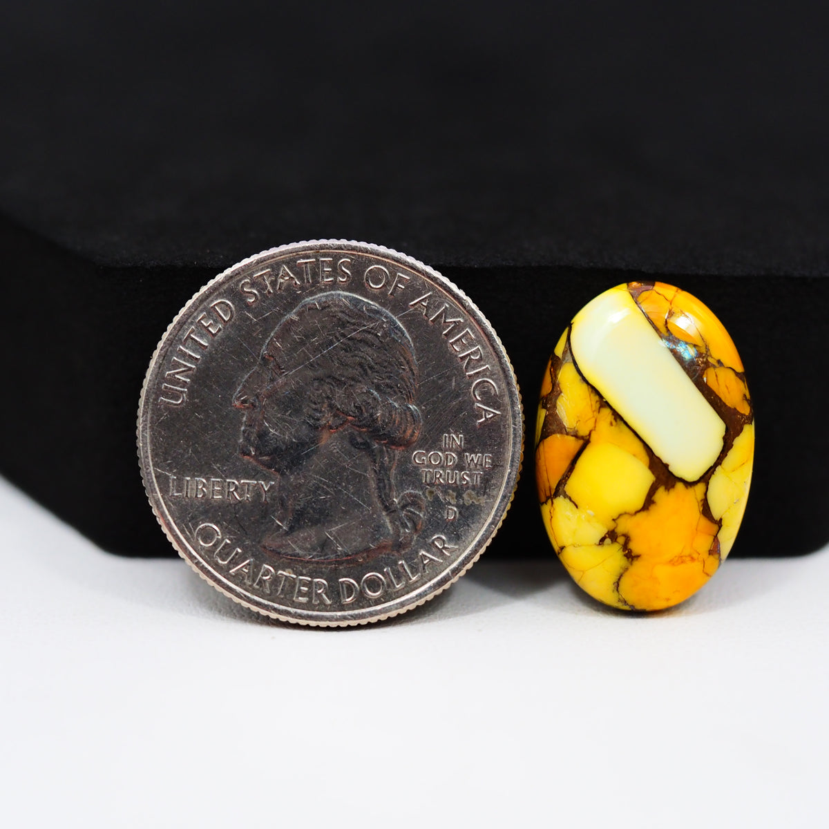 Natural Honey Dahlia Oval Cabochon 20x14mm 11ct - Honey Gold - Pedra Gems