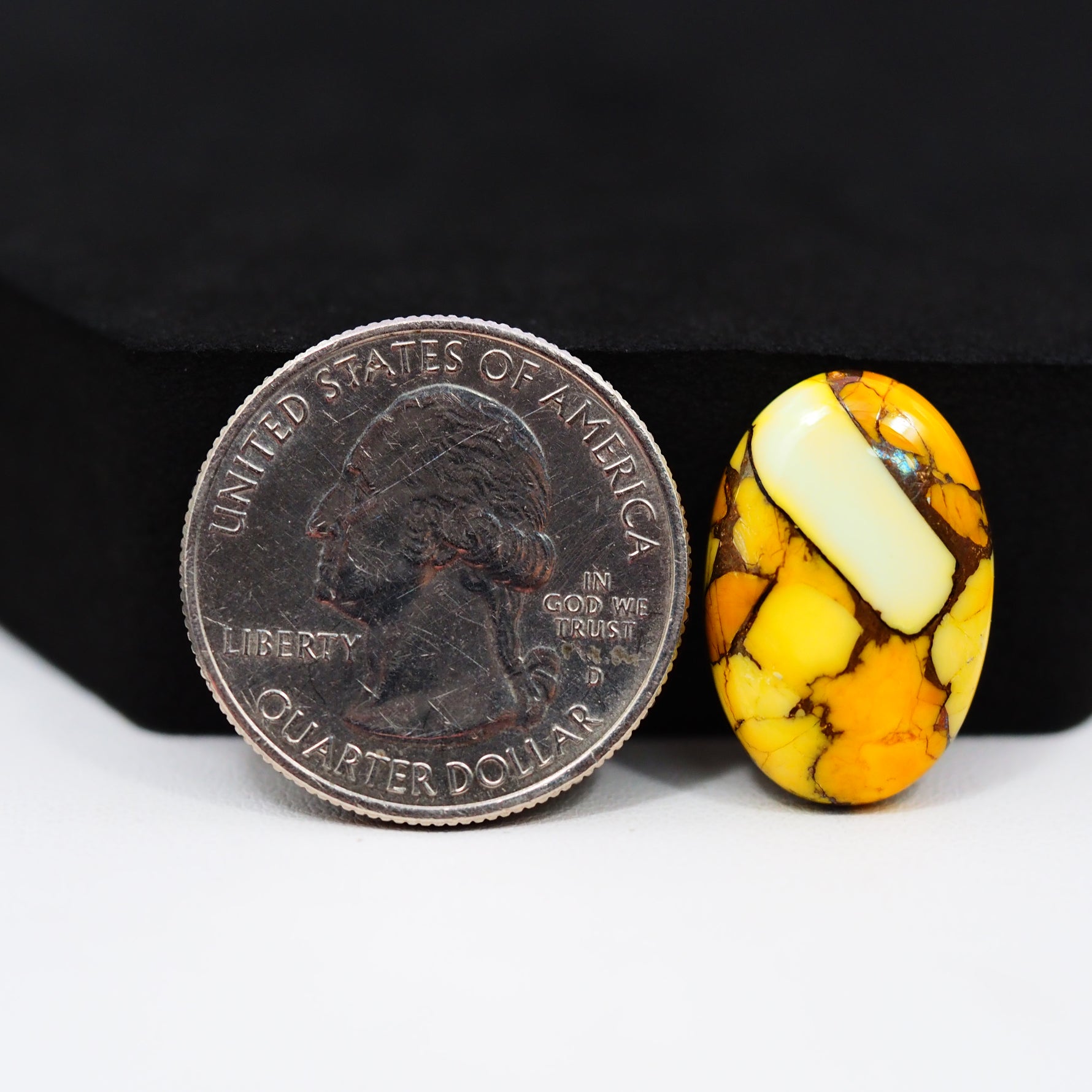 Natural Honey Dahlia Oval Cabochon 20x14mm 11ct - Honey Gold - Pedra Gems