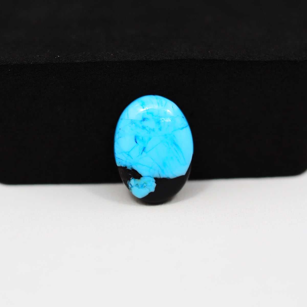 Buffalo Oval Cabochon 16x12mm 6ct - Blue with Black Base - Pedra Gems
