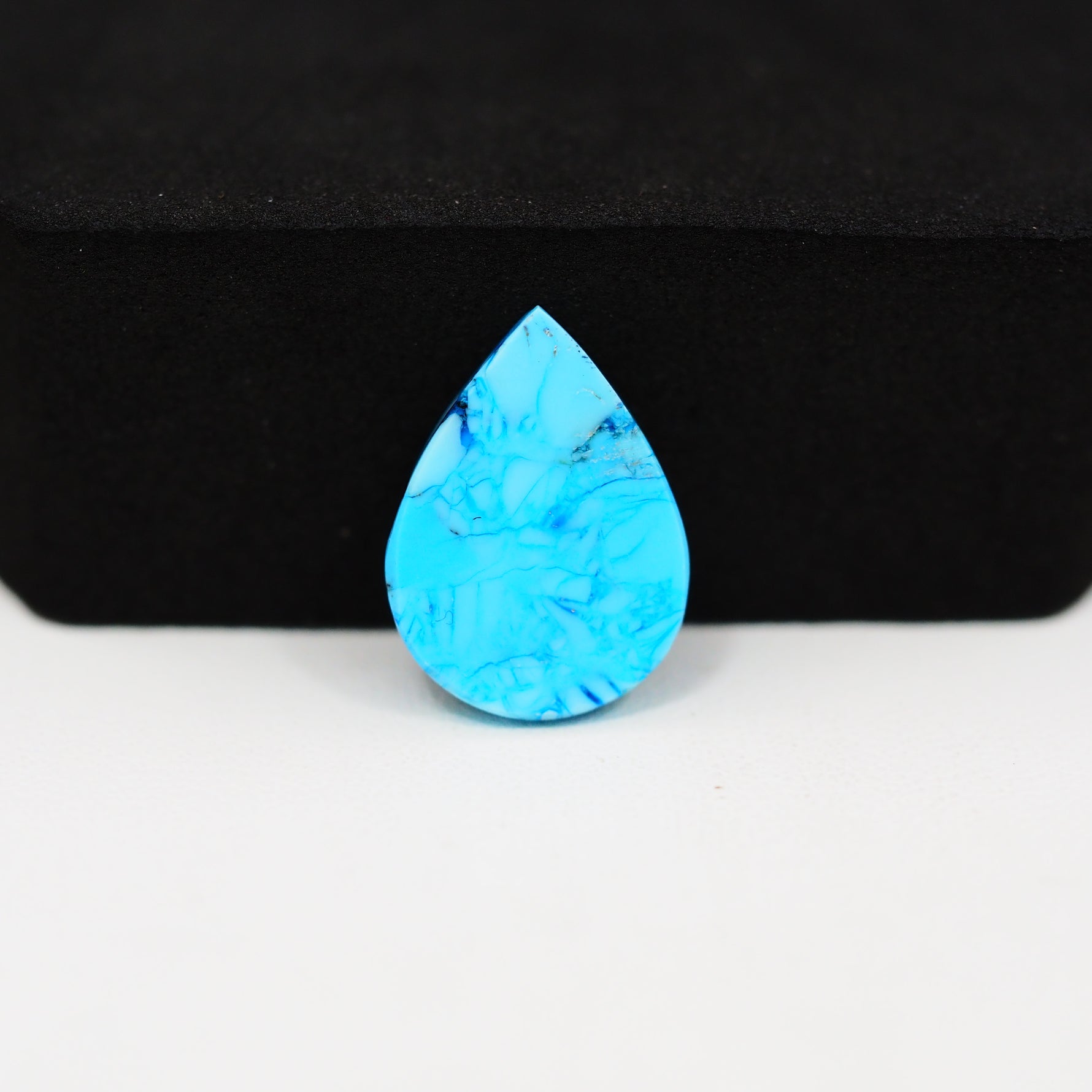 Buffalo Pear Cabochon 18x13mm 6.5ct - Blue with Black Band - Pedra Gems