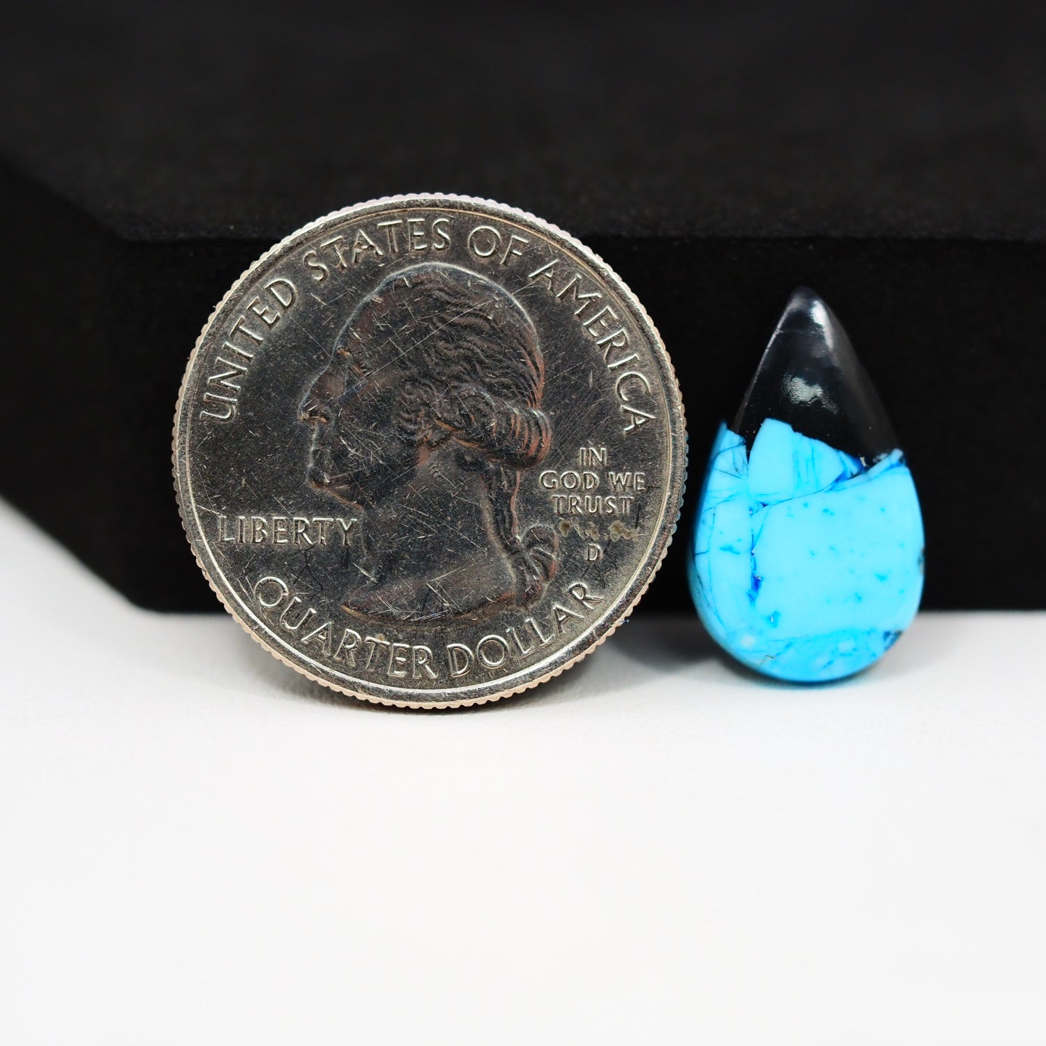 Buffalo Pear Cabochon 19x11mm 5ct - Black Top Blue Speckled Base - Pedra Gems