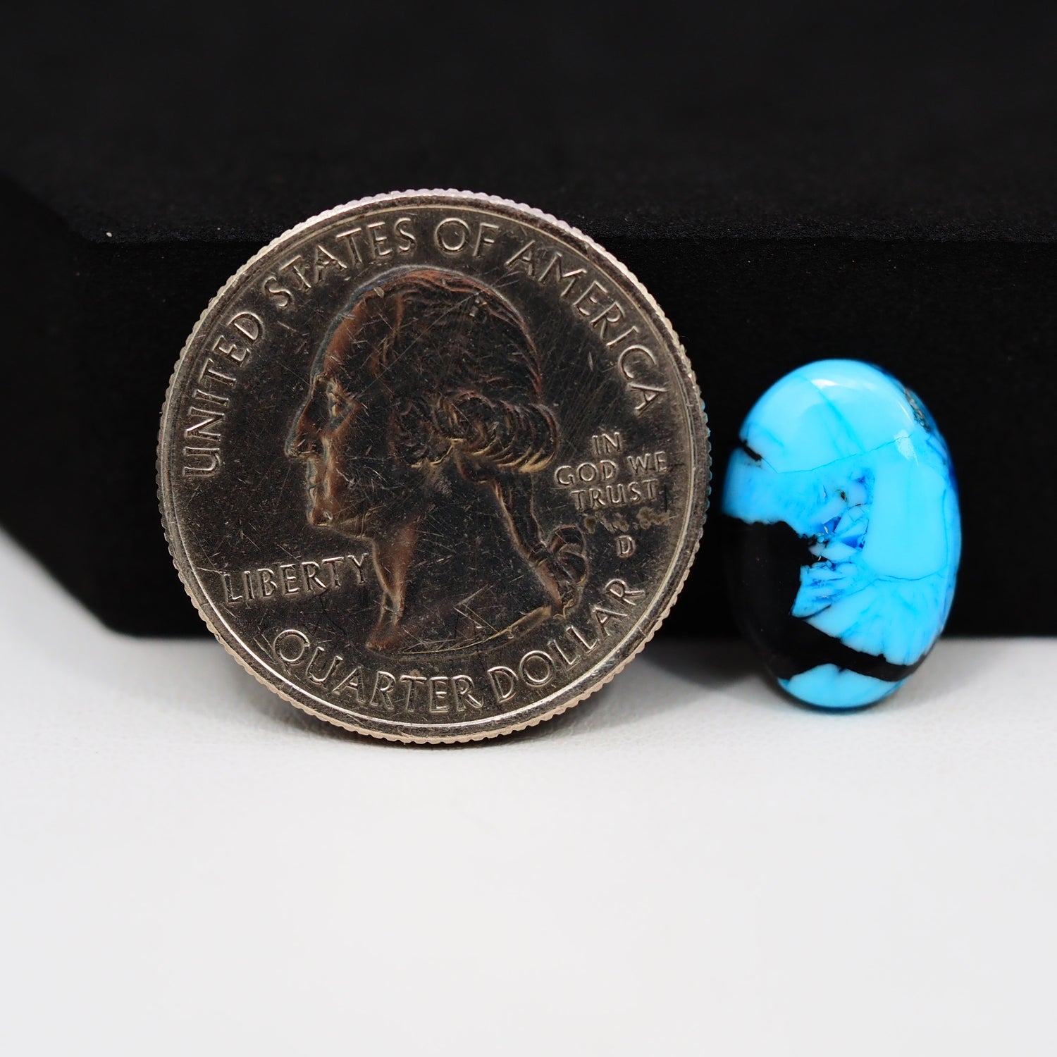Buffalo Oval Cabochon 15x11mm 5.5ct - Blue with Black Band - Pedra Gems