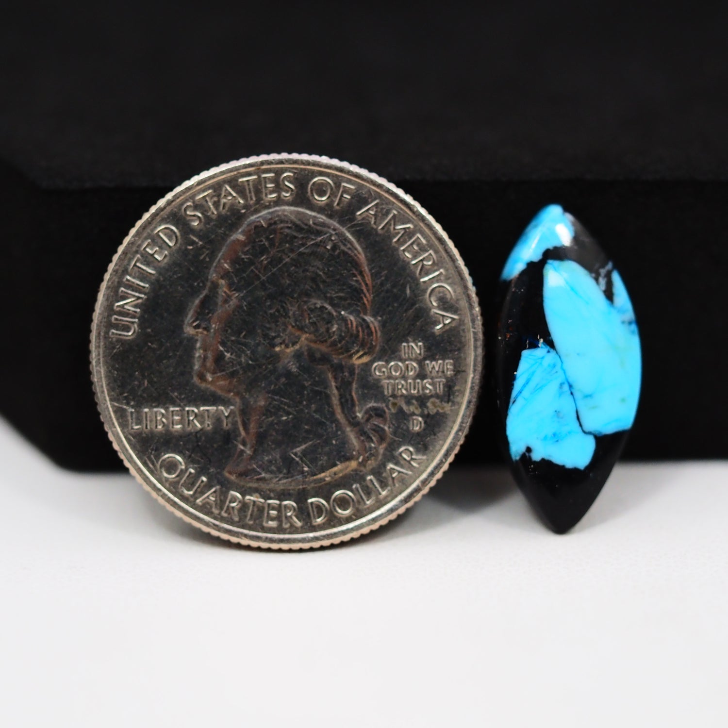 Buffalo Marquise Cabochon 20x9mm 4ct - Blue with Black Base - Pedra Gems