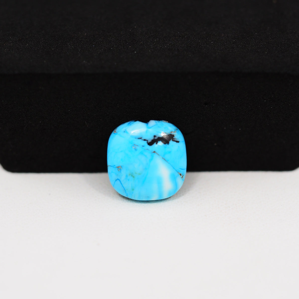 Buffalo Cushion Cabochon 12x12mm 5ct - Blue with Black Patch - Pedra Gems