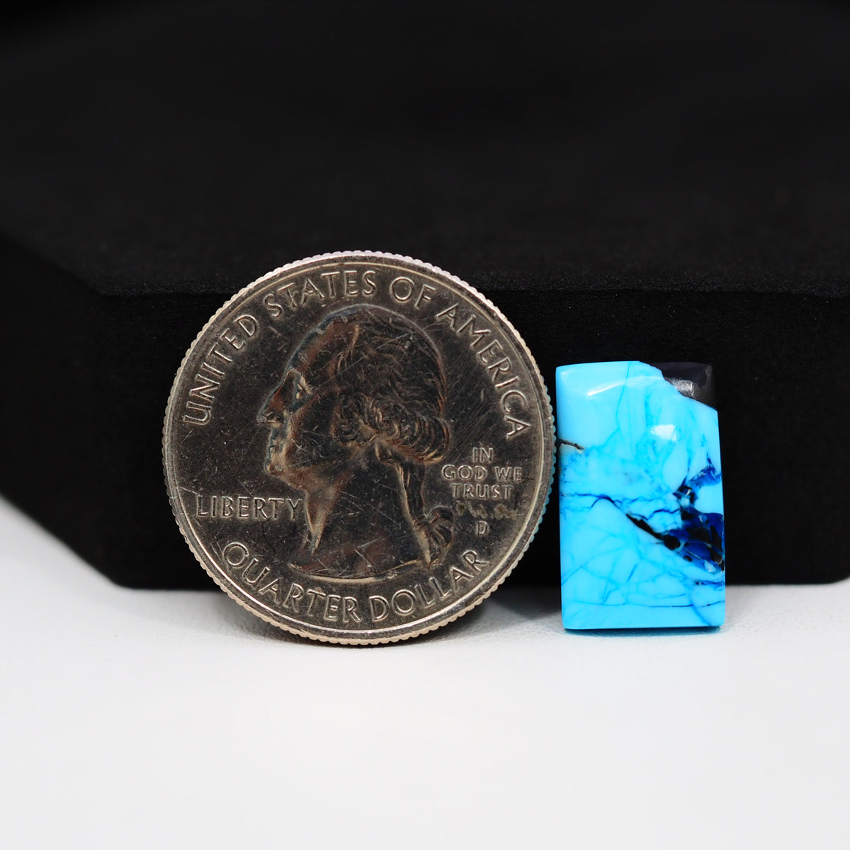 Buffalo Rectangular Cabochon 16x10mm 6.5ct - Blue with Black Corner - Pedra Gems