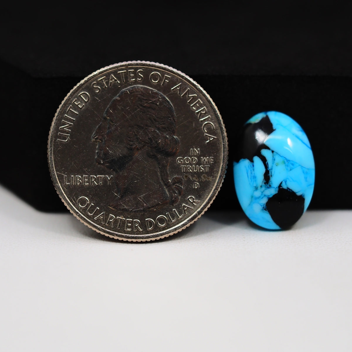Buffalo Oval Cabochon 17x12mm 5.5ct - Blue with Black Patch - Pedra Gems