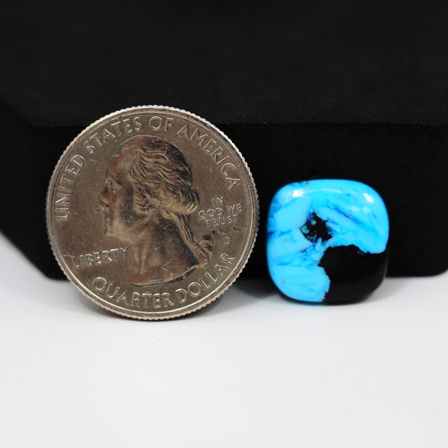 Buffalo Cushion Cabochon 14x14mm 6ct - Blue with Black Patch - Pedra Gems