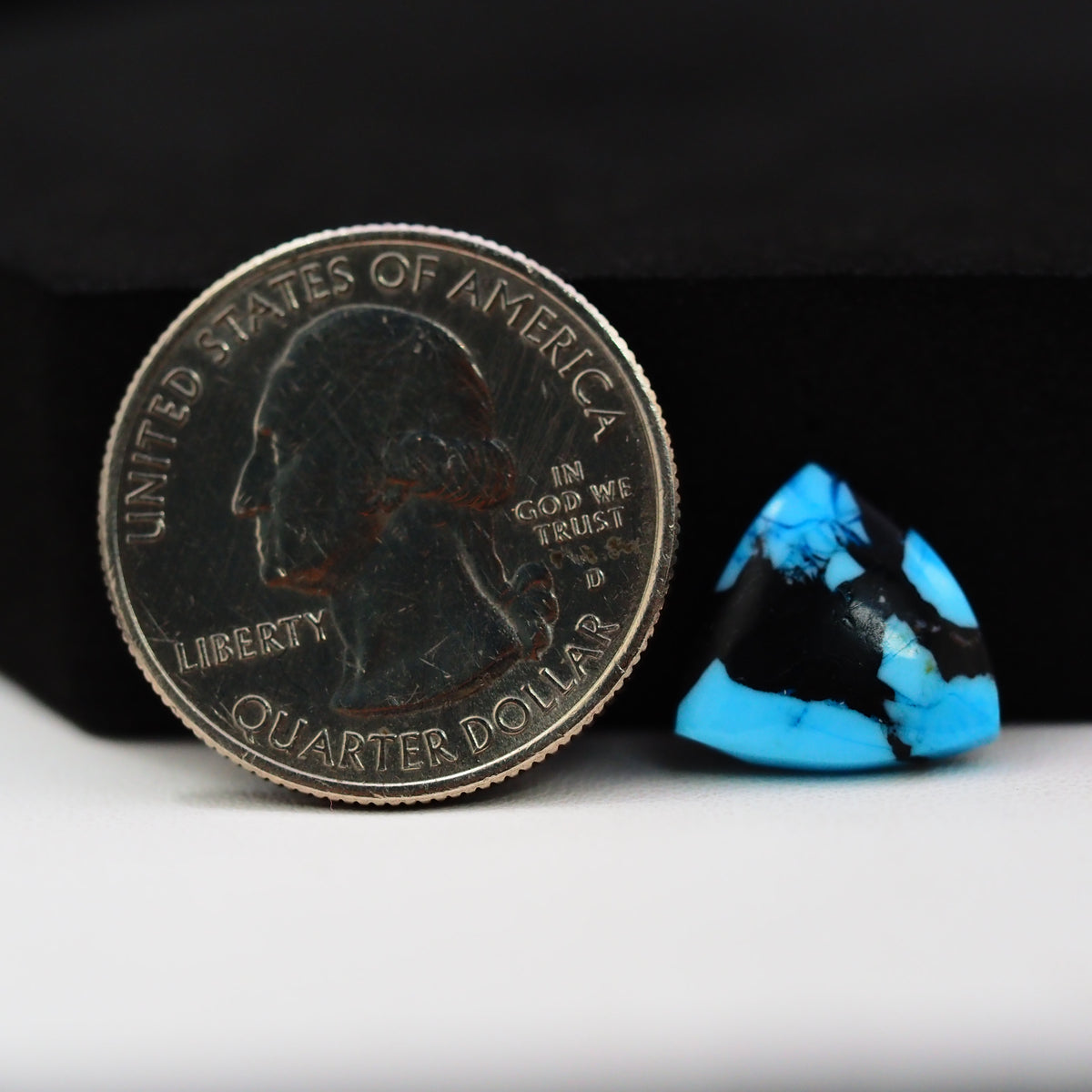Buffalo Triangular Cabochon 13x13mm 4ct - Blue with Black Base - Pedra Gems