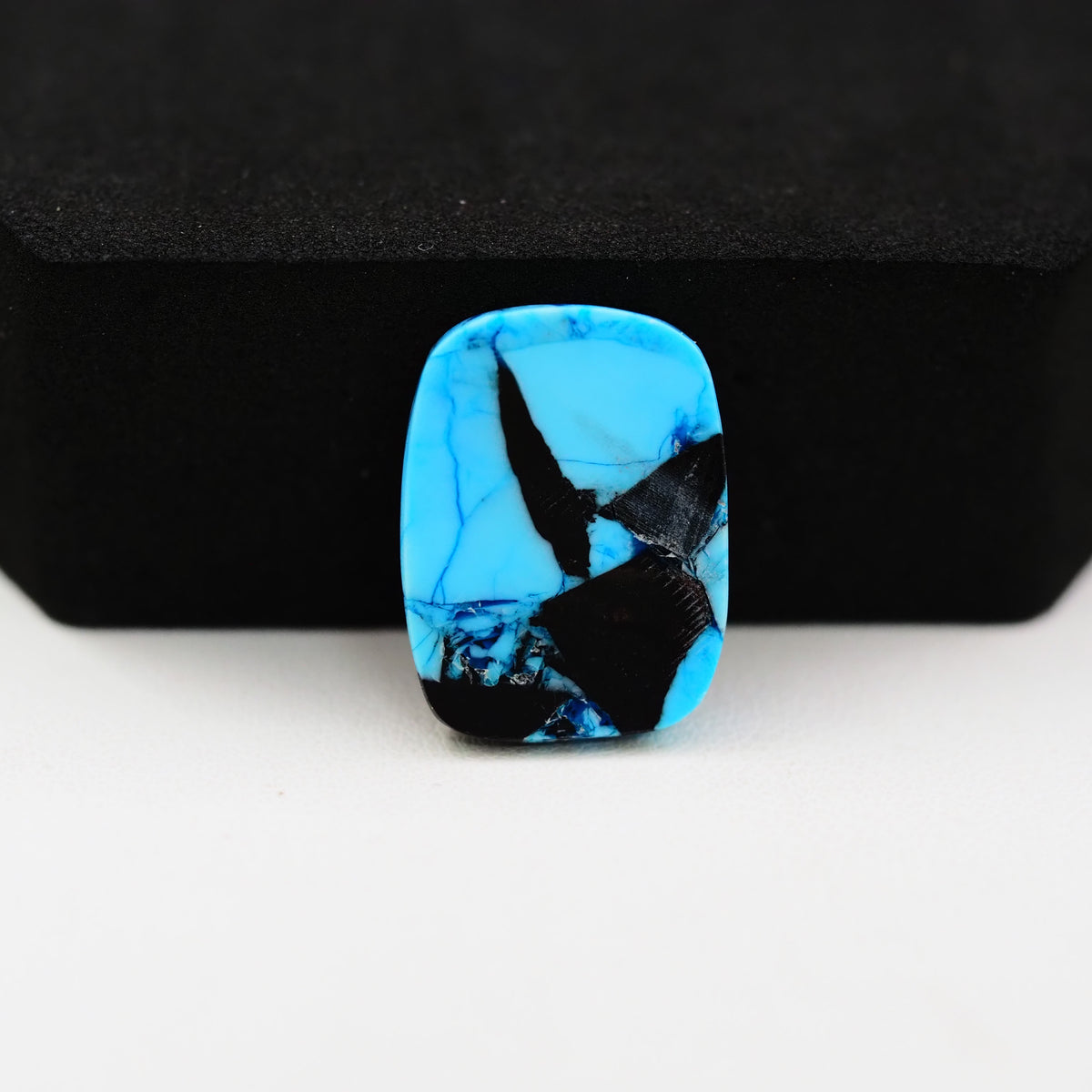 Buffalo Cushion Cabochon 19x14mm 11ct - Blue with Black Diagonal Band - Pedra Gems
